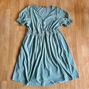 BloomChic Green Midi Dress